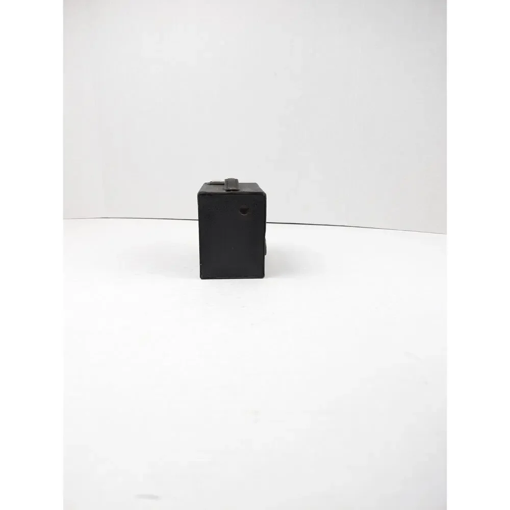 Kodak Brownie Target Six-20 Camera Art Deco Box 620 Film Vintage Display